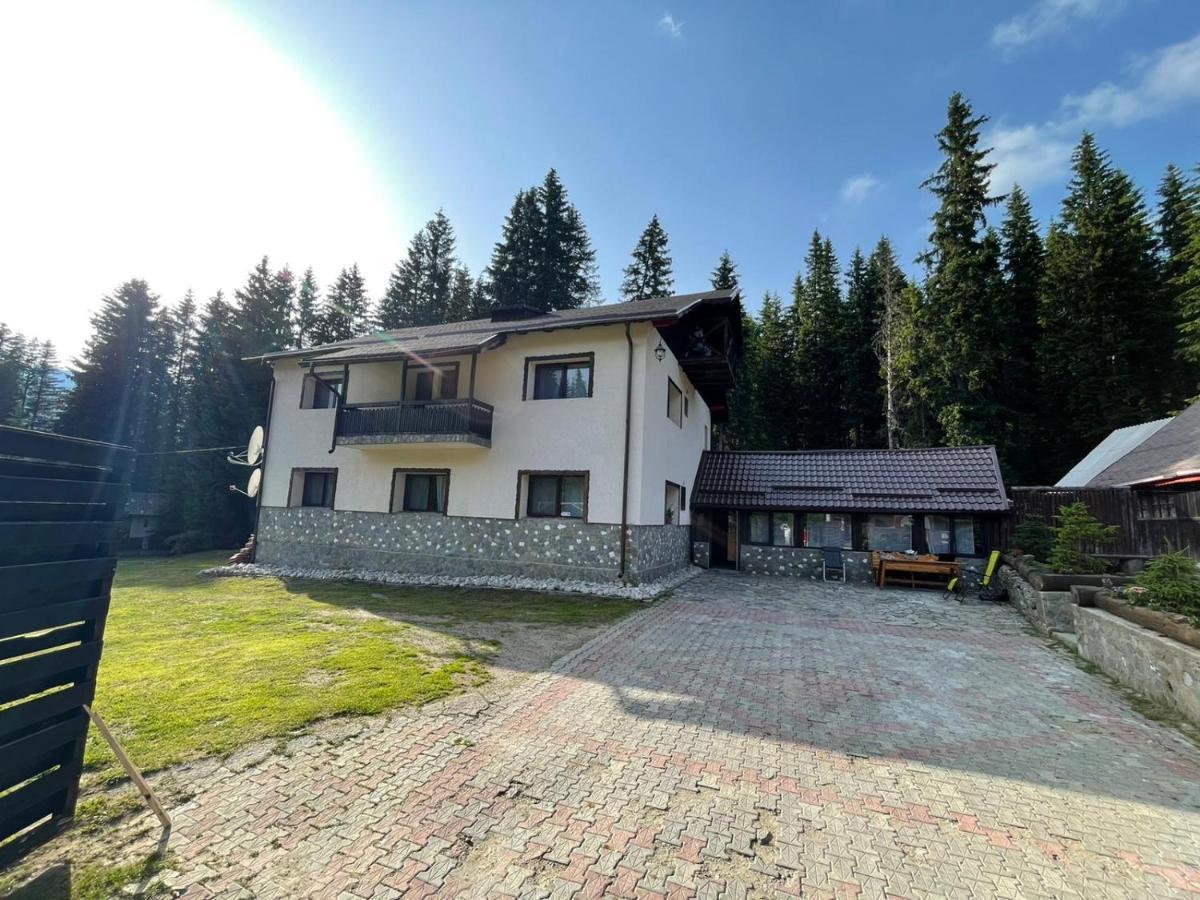 Willa Mounthoff Retreat Moroeni Zewnętrze zdjęcie