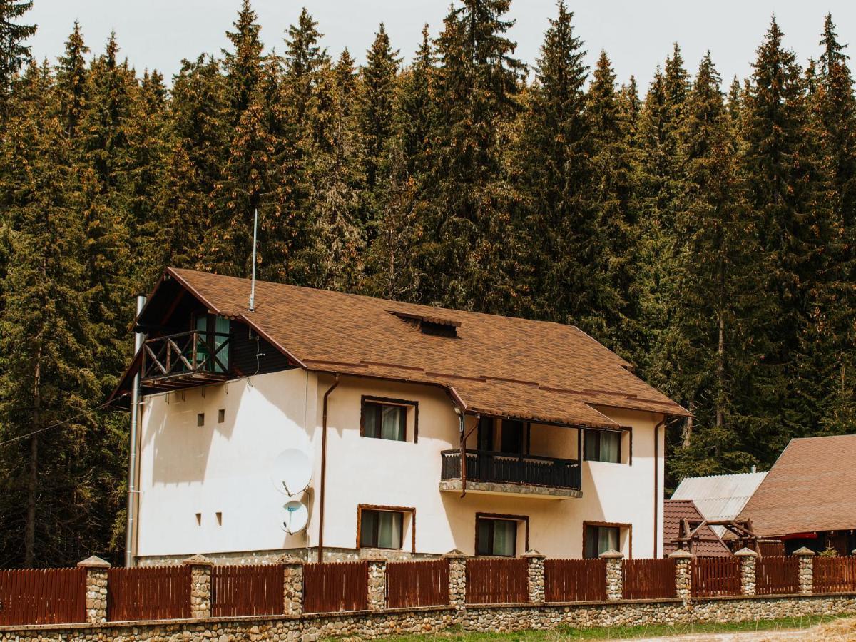 Willa Mounthoff Retreat Moroeni Zewnętrze zdjęcie