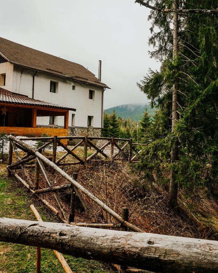 Willa Mounthoff Retreat Moroeni Zewnętrze zdjęcie