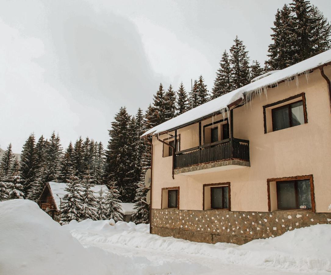 Willa Mounthoff Retreat Moroeni Zewnętrze zdjęcie